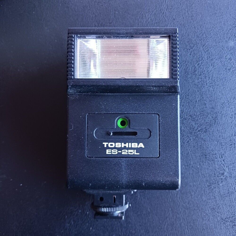 Toshiba Electronic Flash ES-25L With Manual and Original Box Untested
